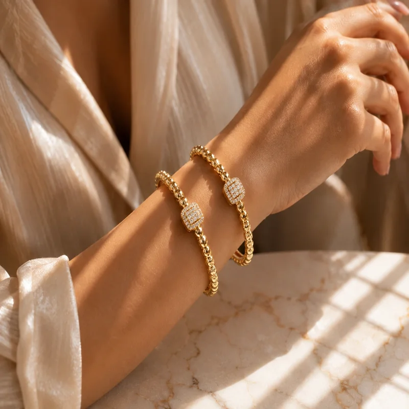 Bracelets dorés du pack Prestige